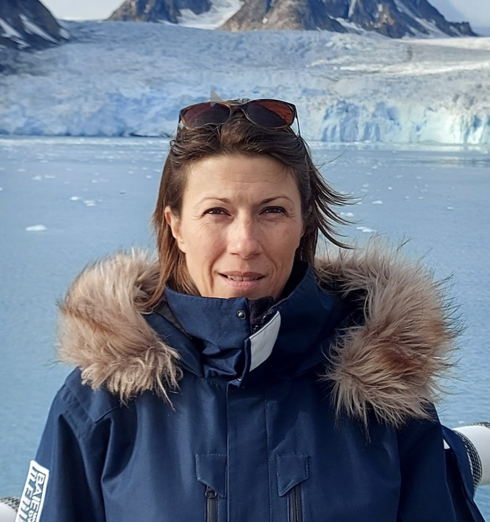 Dr Élise Lépy