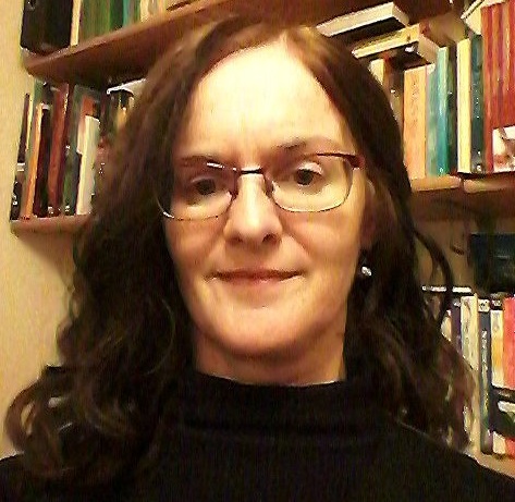 Dr Caitríona Ní Laoire
